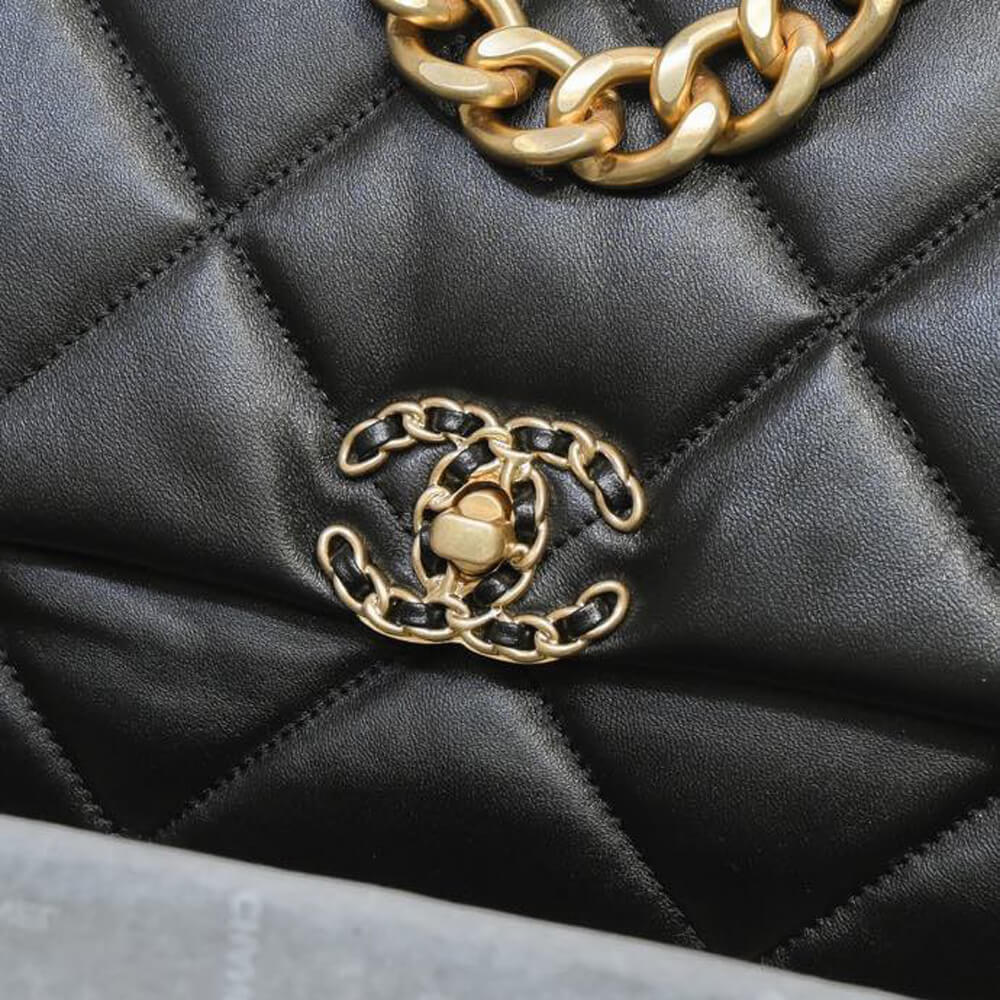 Ch**el 19 MAXI HANDBAG