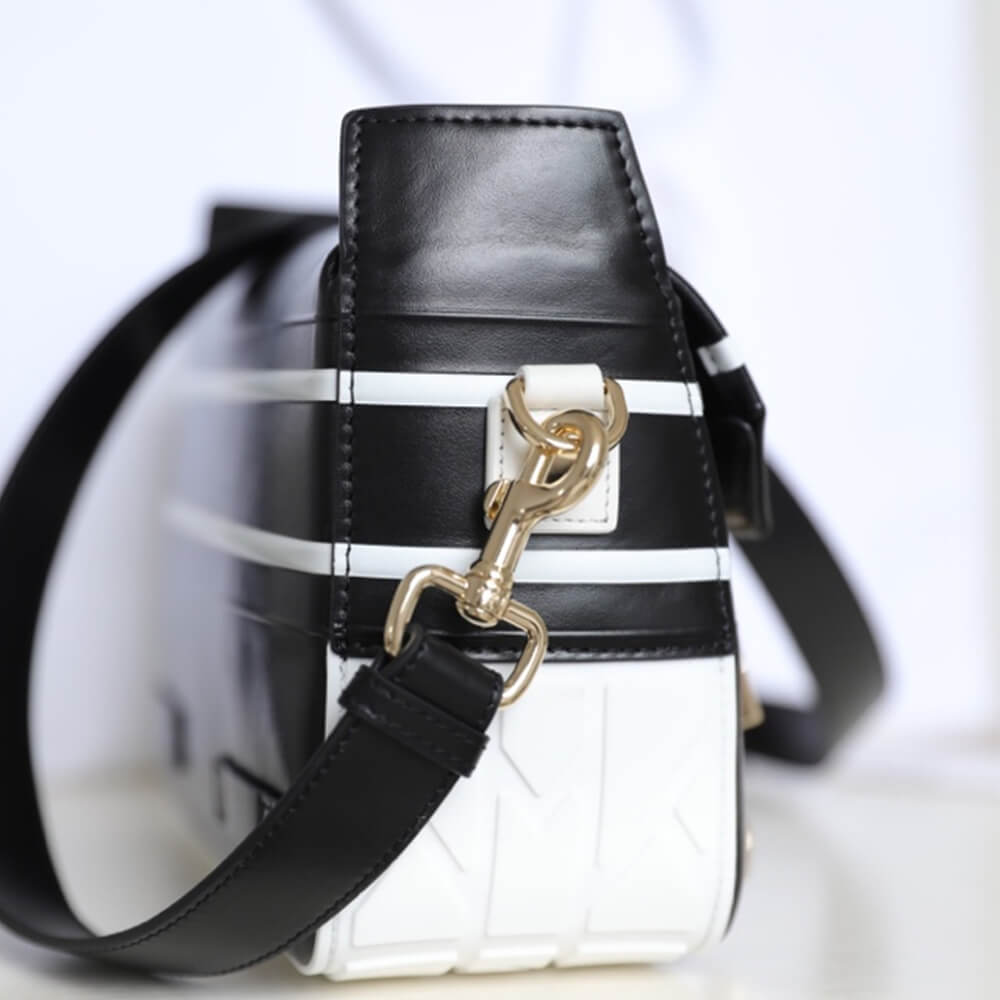 SMALL D10rCAMP BAG