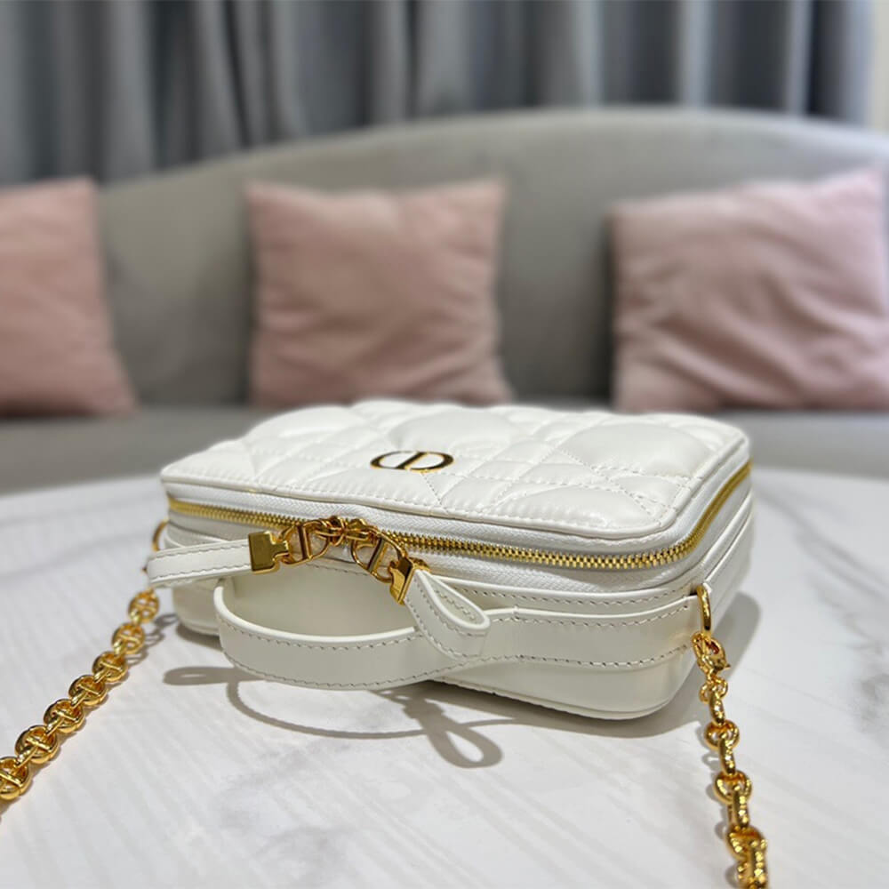 D10r CARO BOX BAG WITH CHAIN