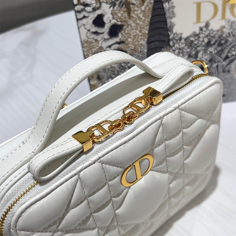 D10r CARO BOX BAG WITH CHAIN