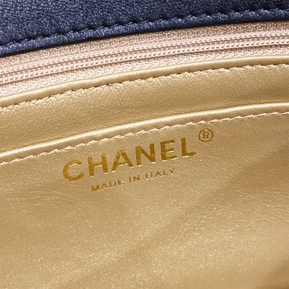 Ch**el Pearl Crush Mini Flap