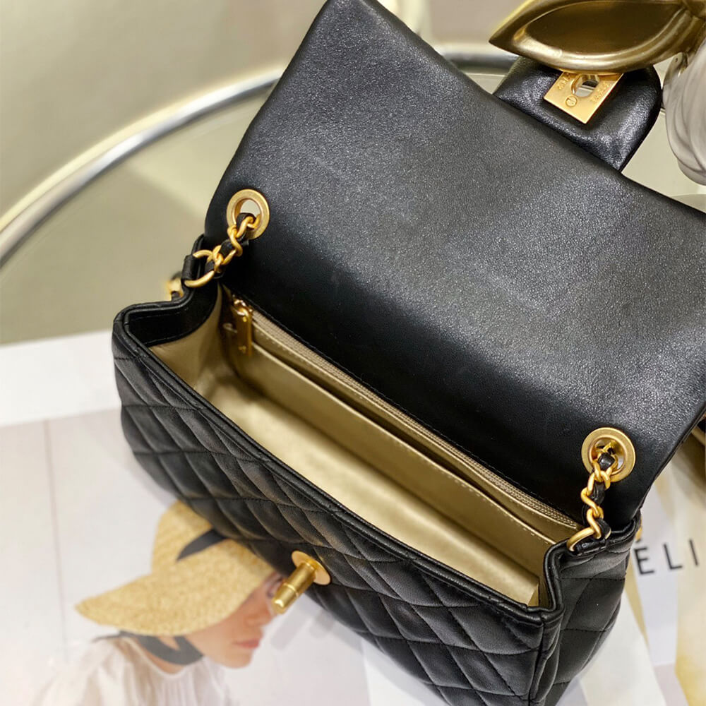 Ch**el Pearl Crush Mini Flap