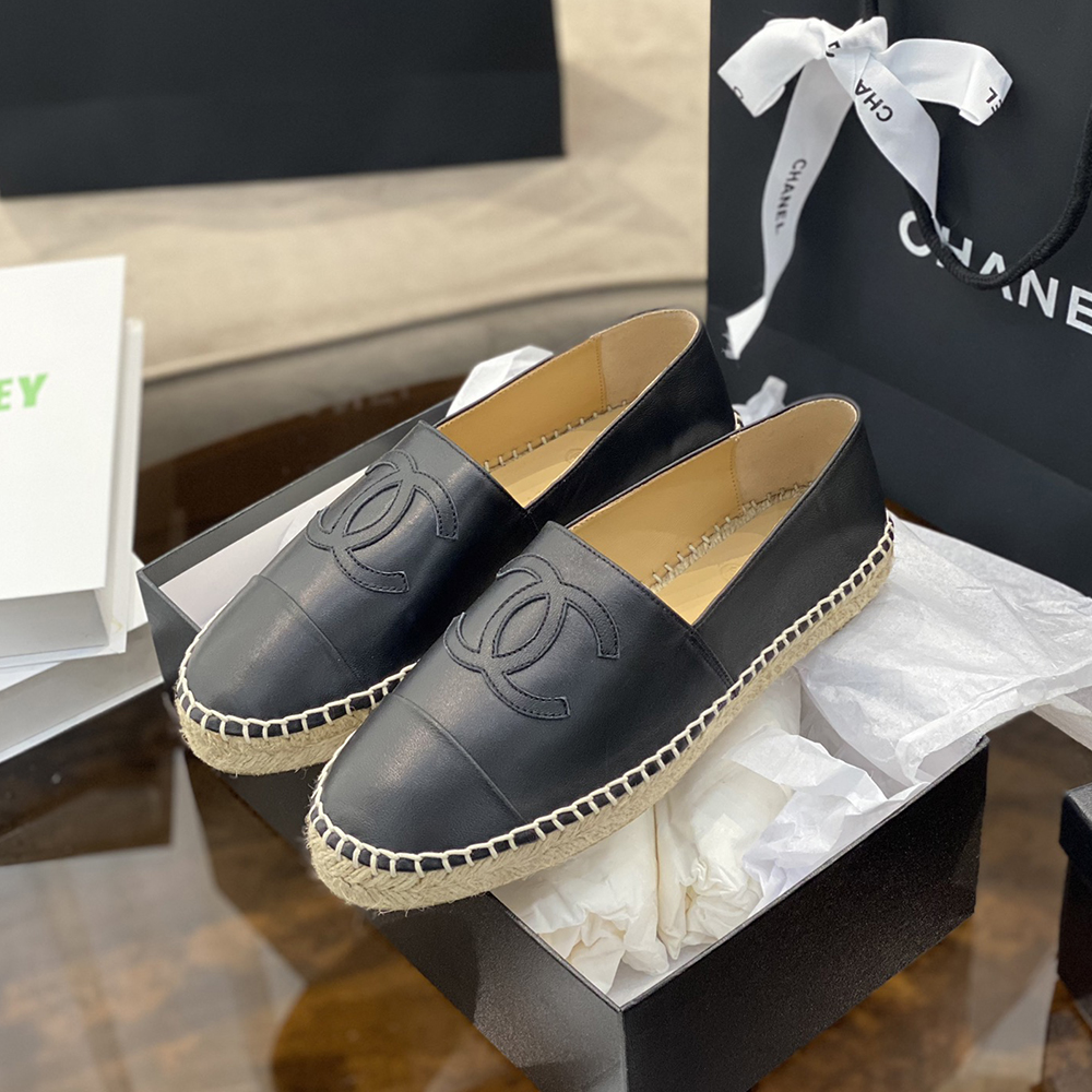 Ch**el espadrilles