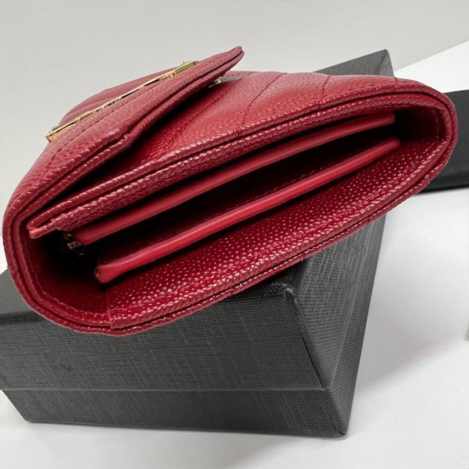 Y51 CASSANDRE MATELASSÉ LARGE FLAP WALLET IN GRAIN DE POUDRE LEATHER