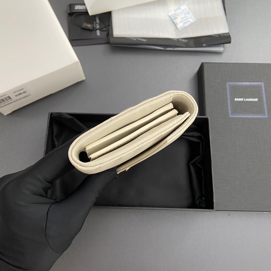 Y51 CASSANDRE MATELASSÉ LARGE FLAP WALLET IN GRAIN DE POUDRE LEATHER