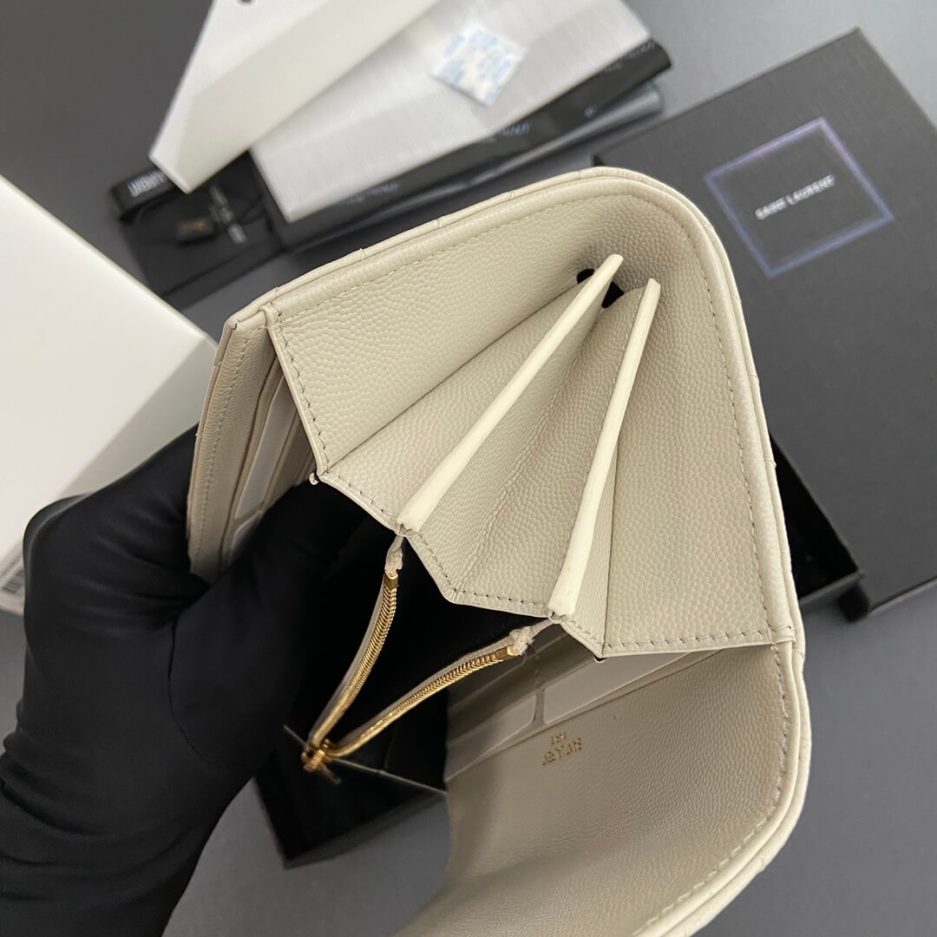 Y51 CASSANDRE MATELASSÉ LARGE FLAP WALLET IN GRAIN DE POUDRE LEATHER