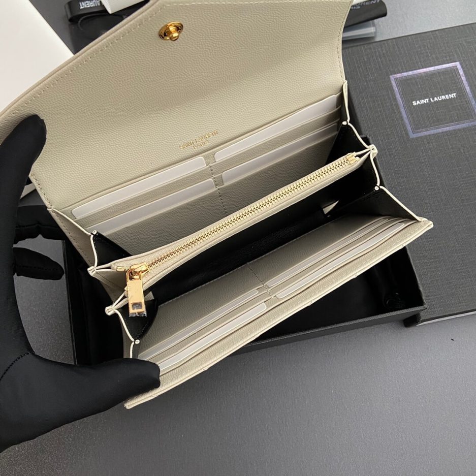 Y51 CASSANDRE MATELASSÉ LARGE FLAP WALLET IN GRAIN DE POUDRE LEATHER