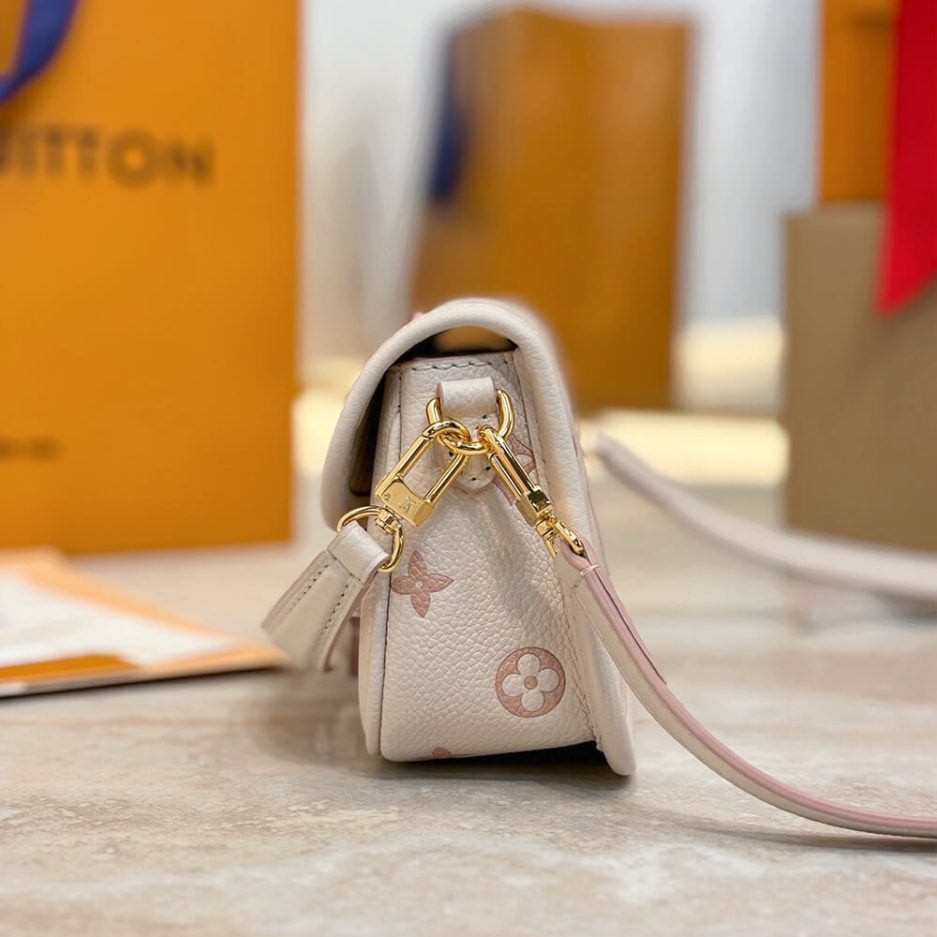 LV Nano Diane