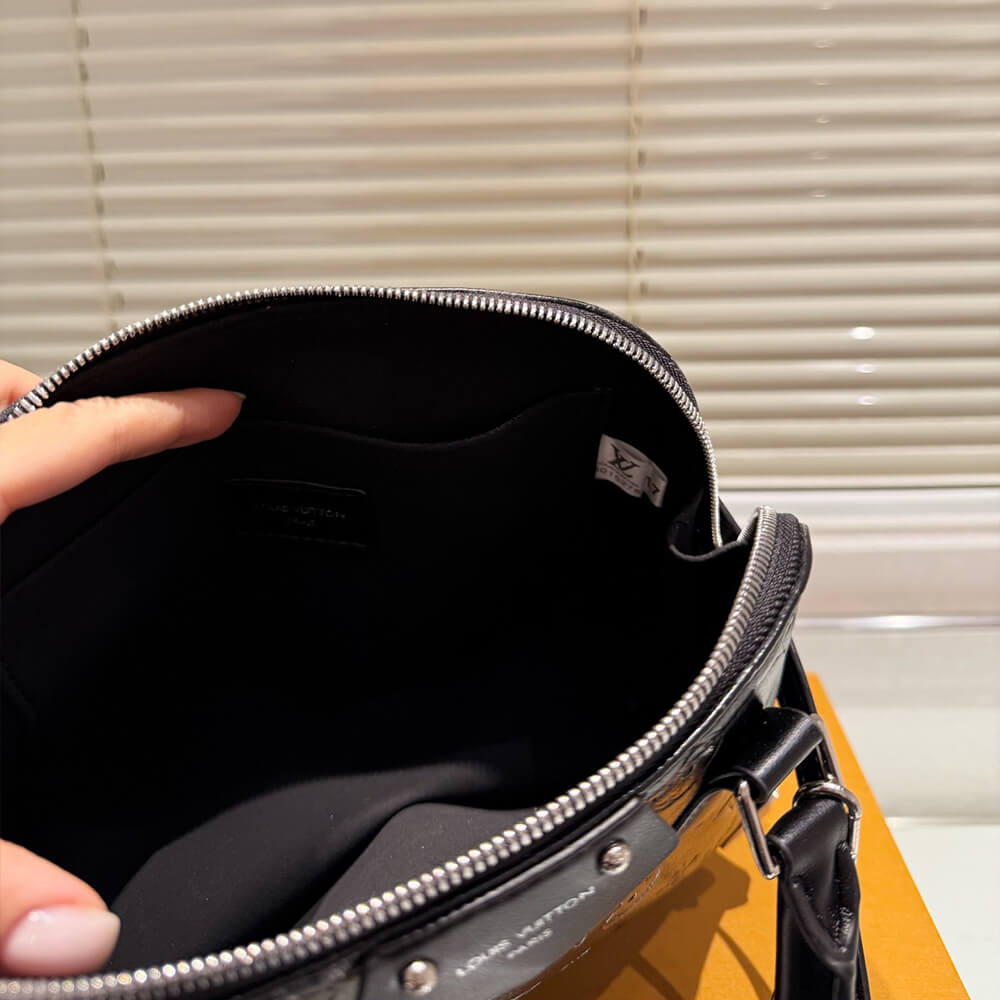 LV ALMA TRUNK BB