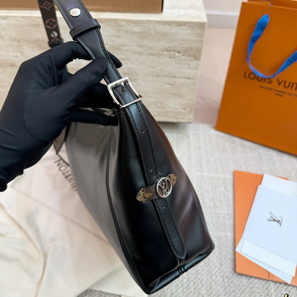 LV CarryAll East West