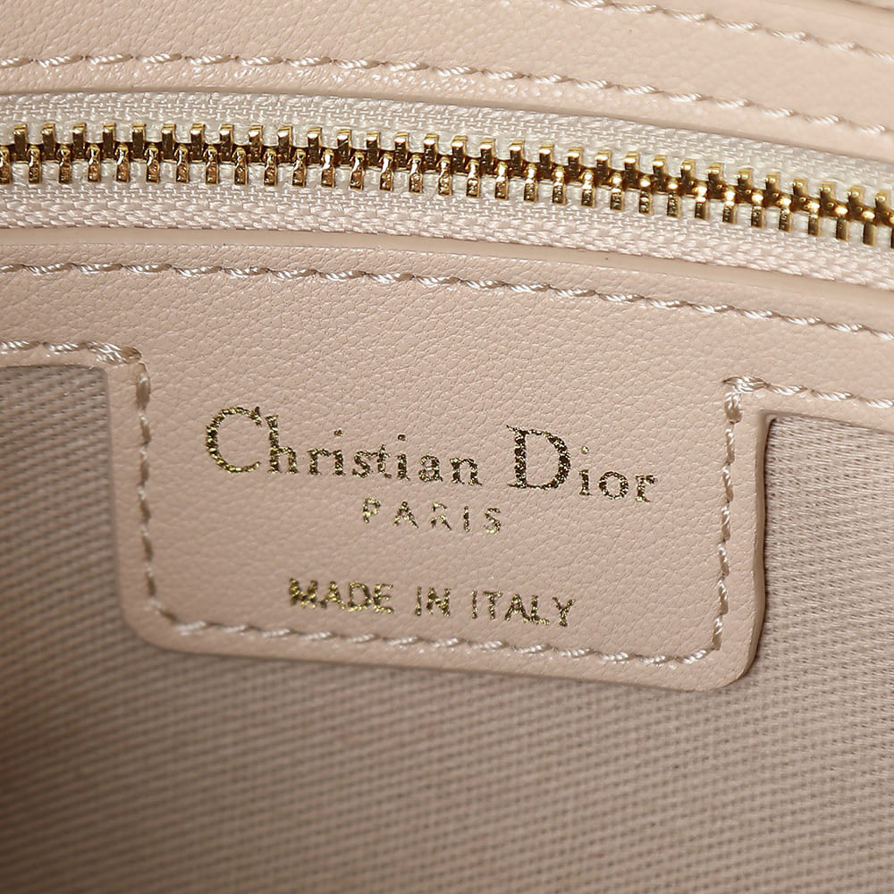 D10r Medium D10r Voyage Bag