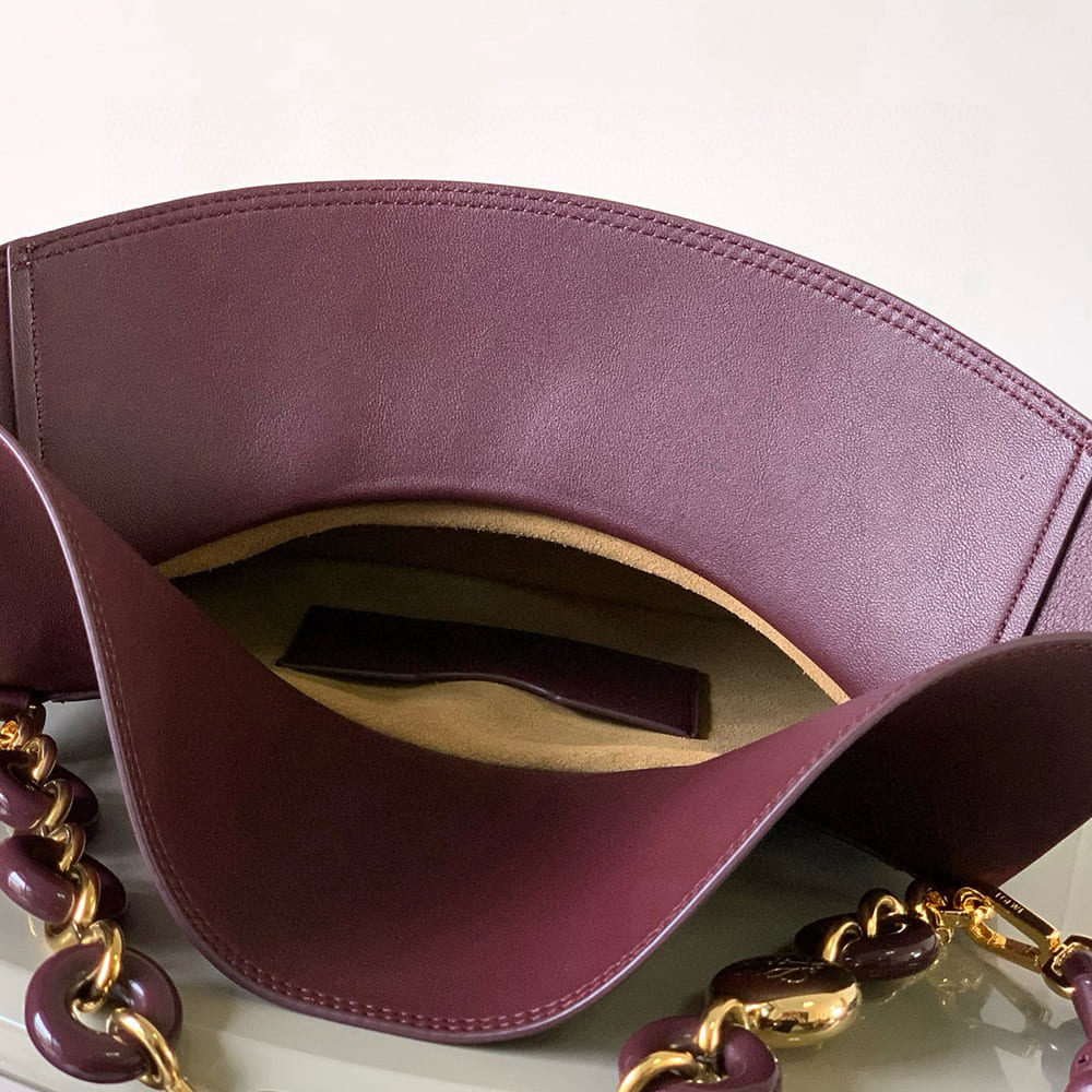 L0ew* Medium Ola bag in smooth calfskin(HIGH-END GRADE)
