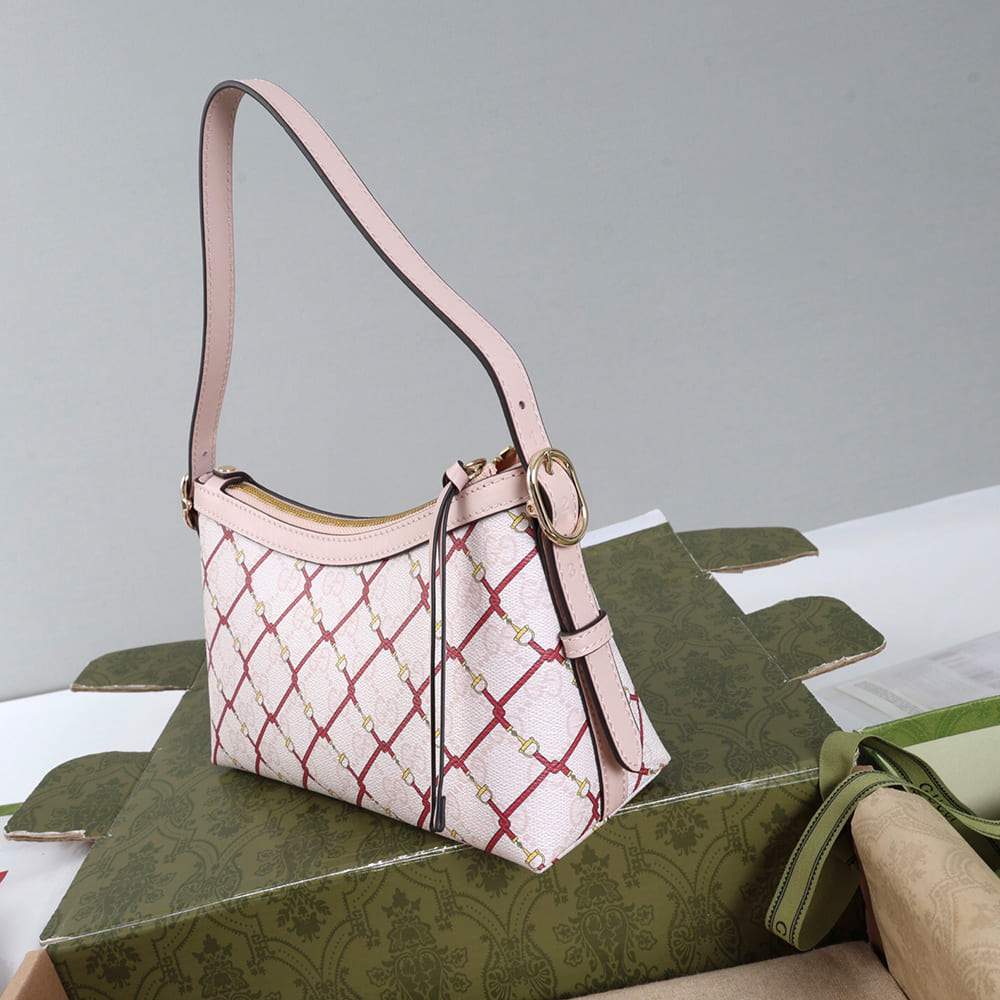 Gvc*1 GG Emblem small shoulder bag
